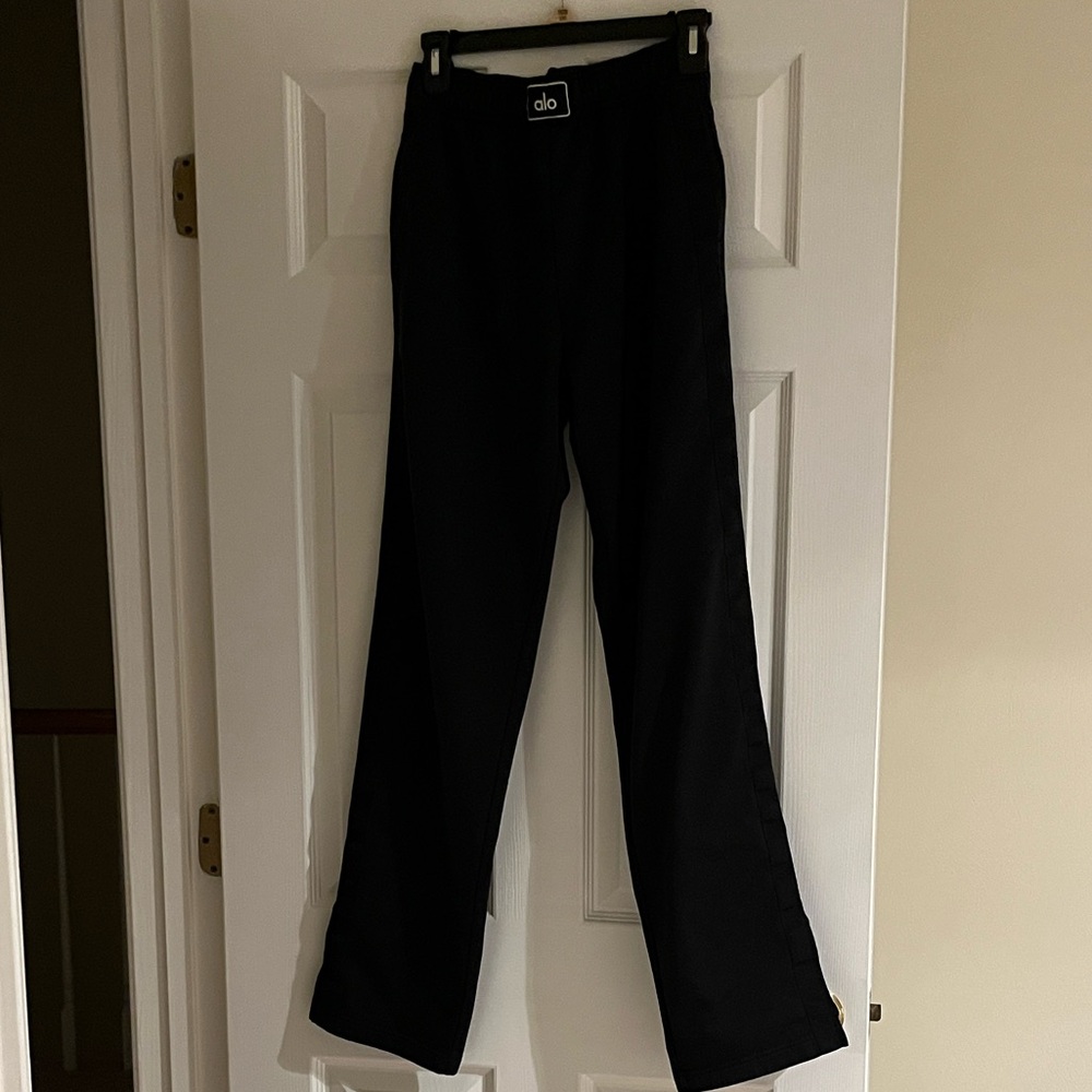 ALO Yoga Black Relaxed Slit Pants - Picture 2 of 7